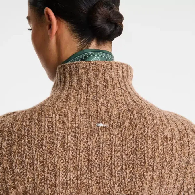 Chocolate – Jersey de cuello alto de punto