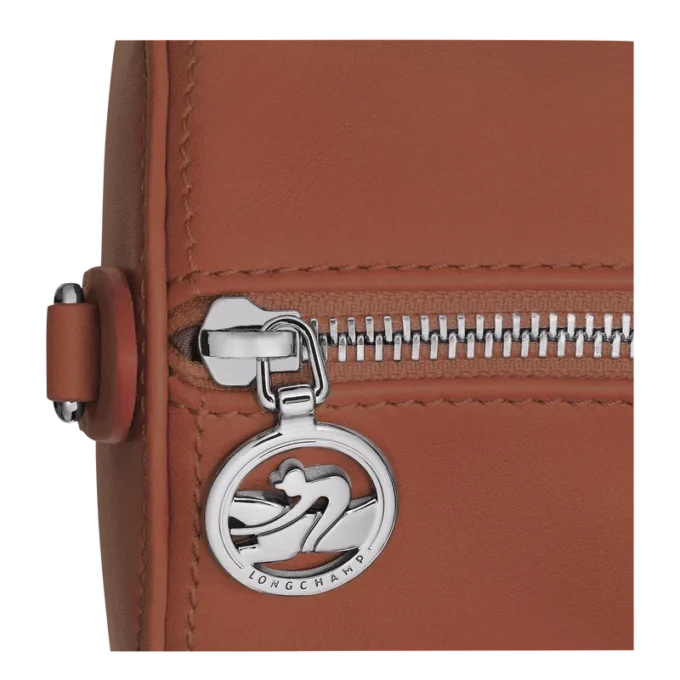 Cognac – Bolso de mano Daylong M de piel