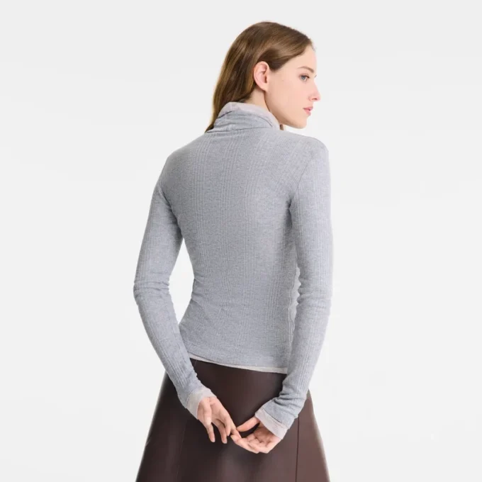 Jersey fino de cuello alto