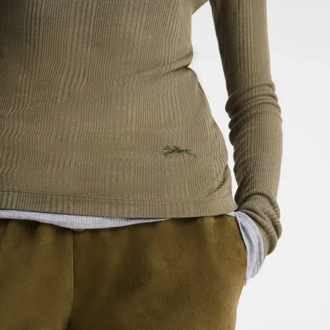 Jersey fino de cuello alto