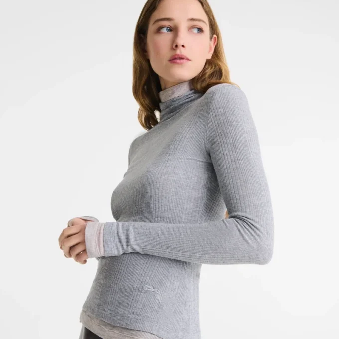 Jersey fino de cuello alto
