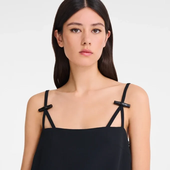Negro – Vestido de crepé