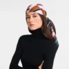 Pañuelo de seda Longchamp League 90