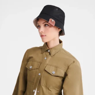 Sombrero reversible tipo pescador